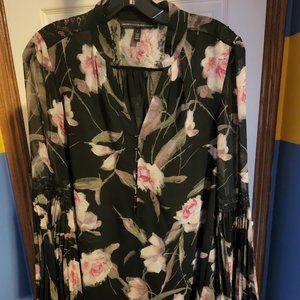 White House Black Market Blouse